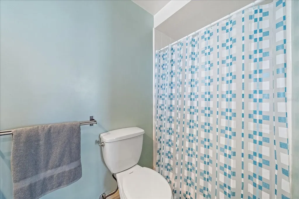 1210 Doris Drive Sarasota FL 34243