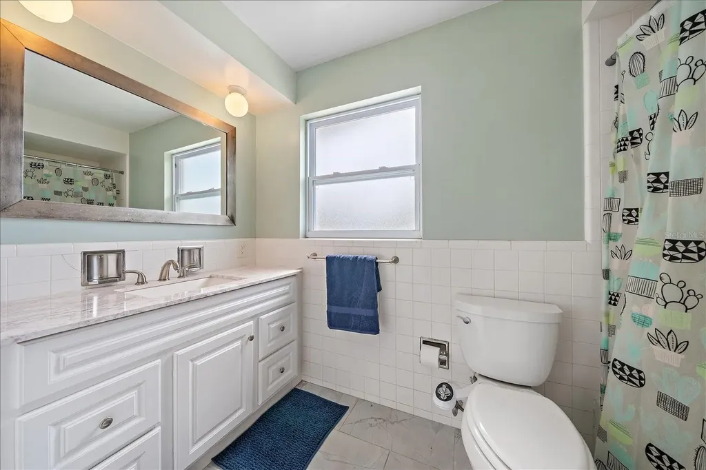 1210 Doris Drive Sarasota FL 34243