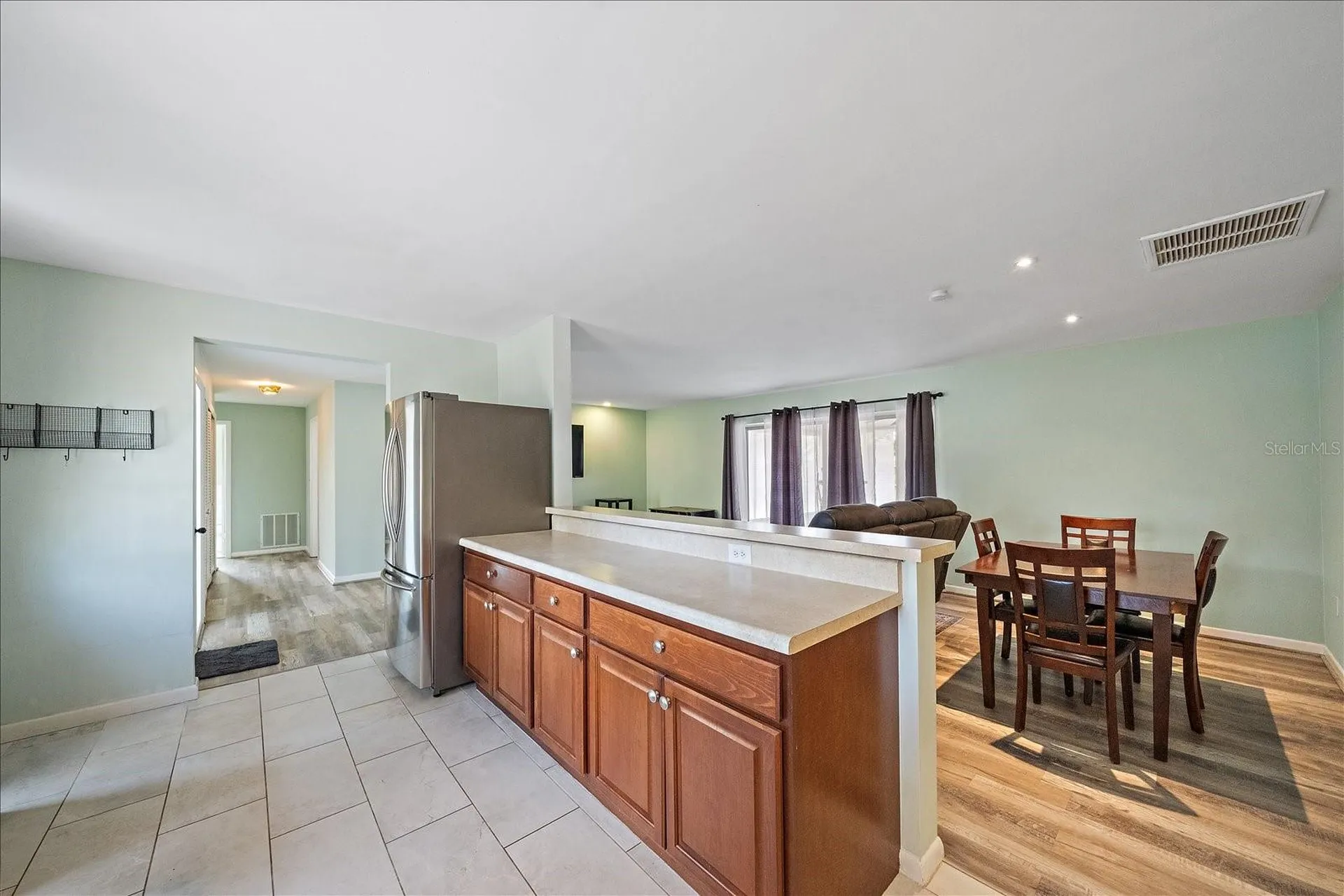 1210 Doris Drive Sarasota FL 34243