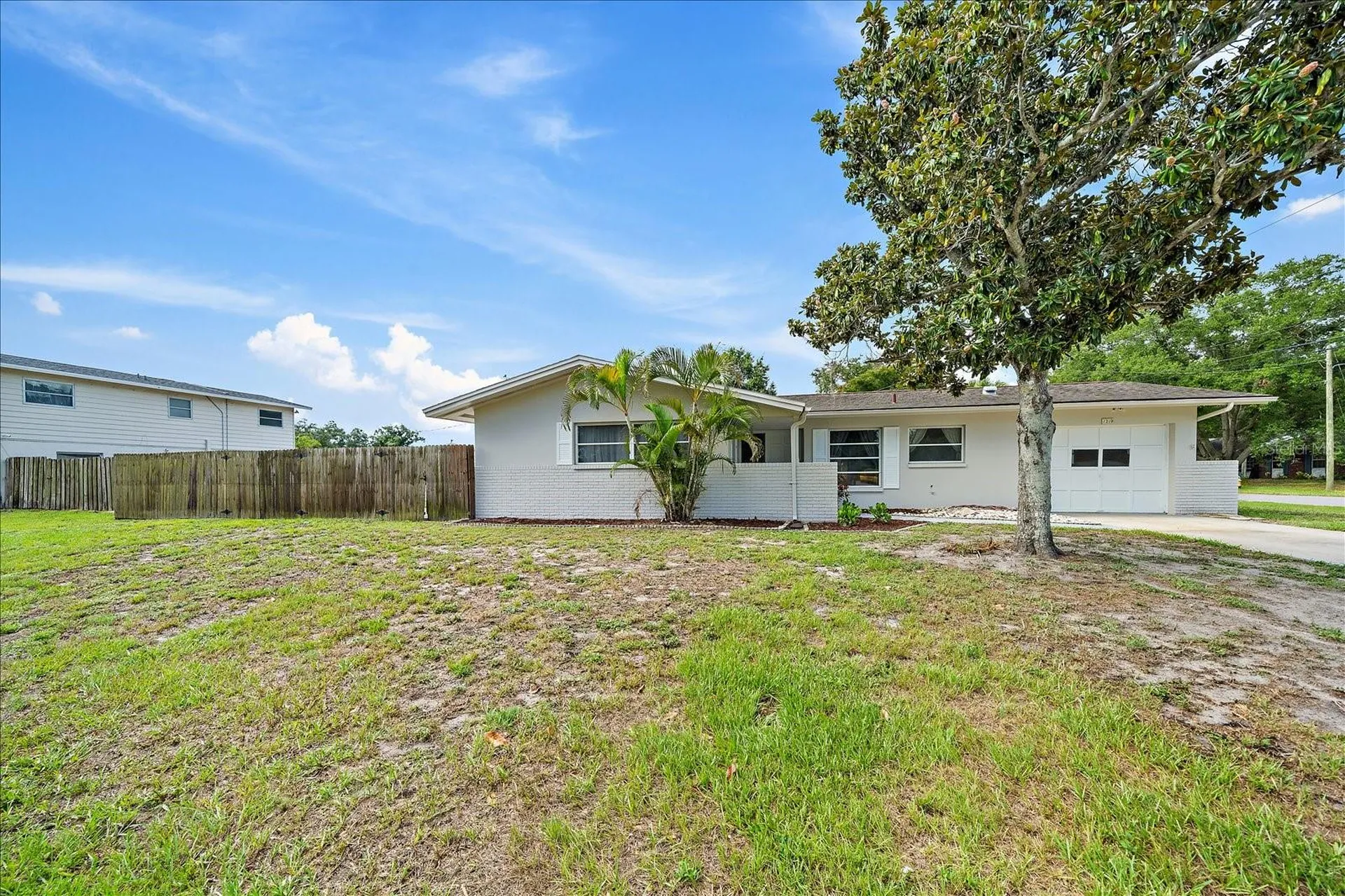 1210 Doris Drive Sarasota FL 34243