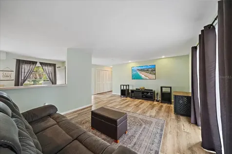 1210 Doris Drive Sarasota FL 34243