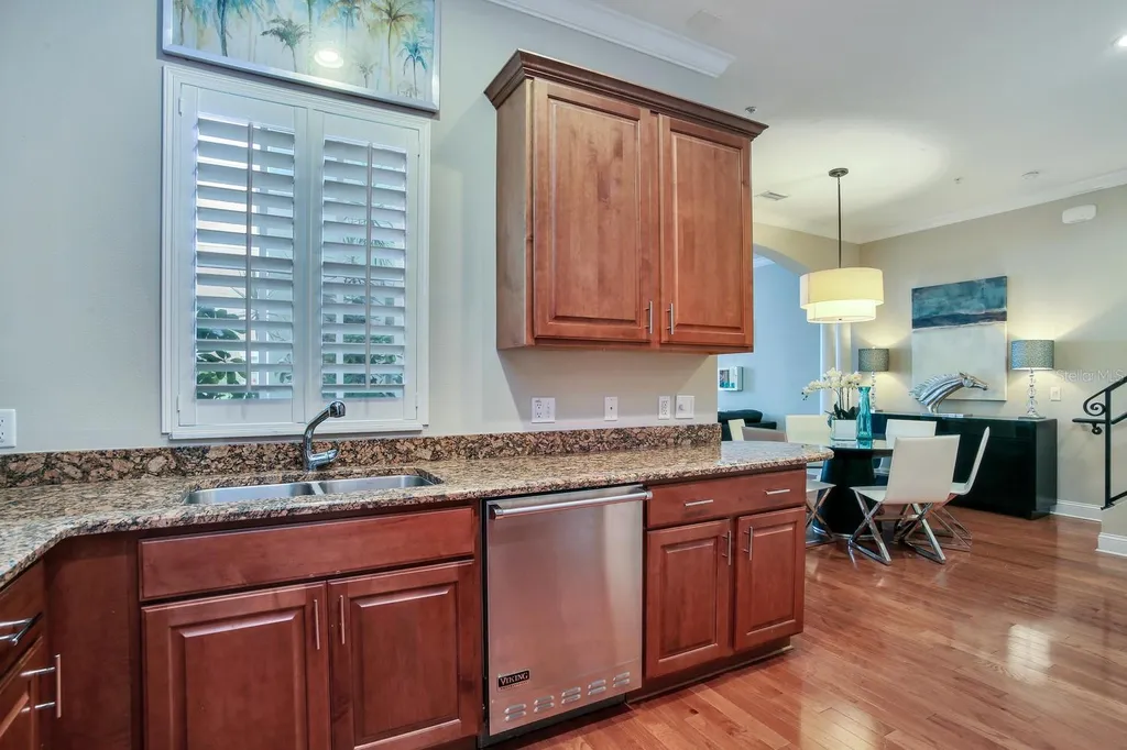 2303 Kensington Garden Lane Tampa FL 33609