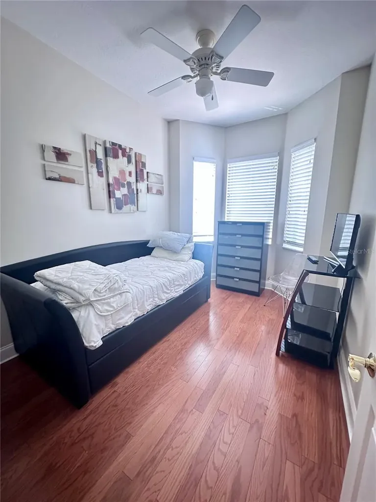 2303 Kensington Garden Lane Tampa FL 33609