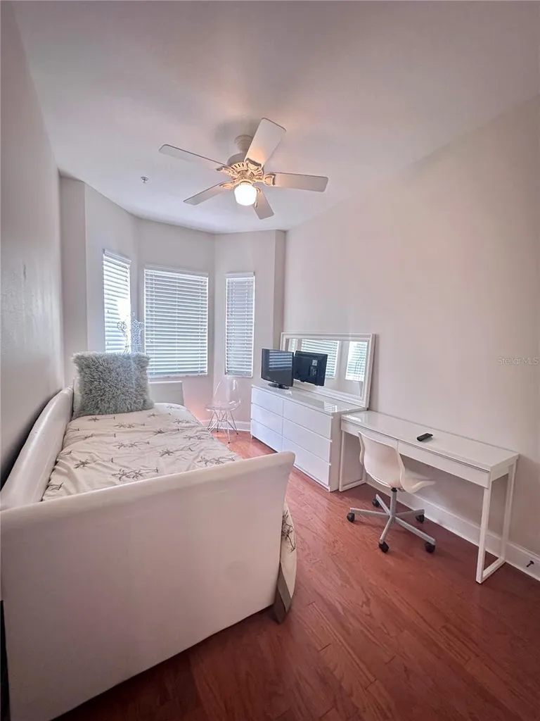 2303 Kensington Garden Lane Tampa FL 33609