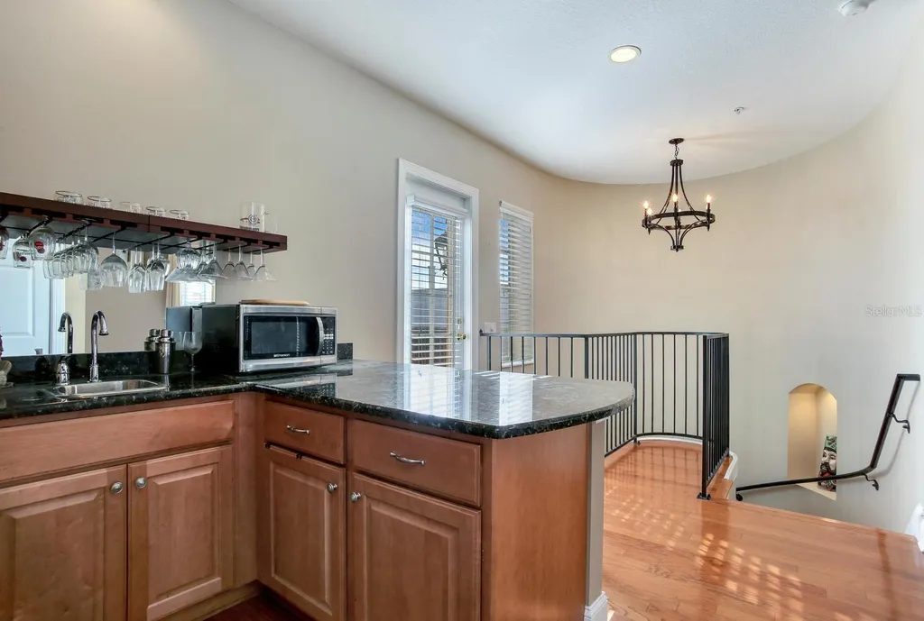 2303 Kensington Garden Lane Tampa FL 33609