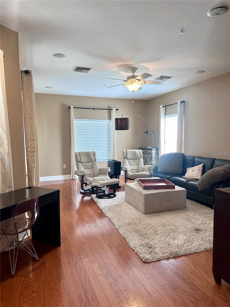 2303 Kensington Garden Lane Tampa FL 33609