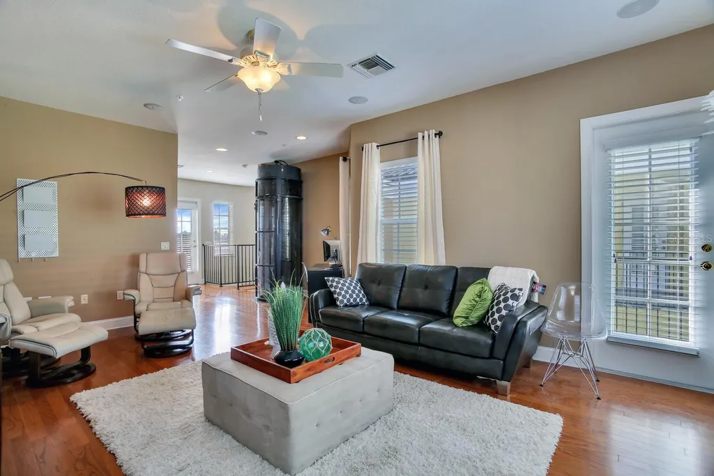 2303 Kensington Garden Lane Tampa FL 33609