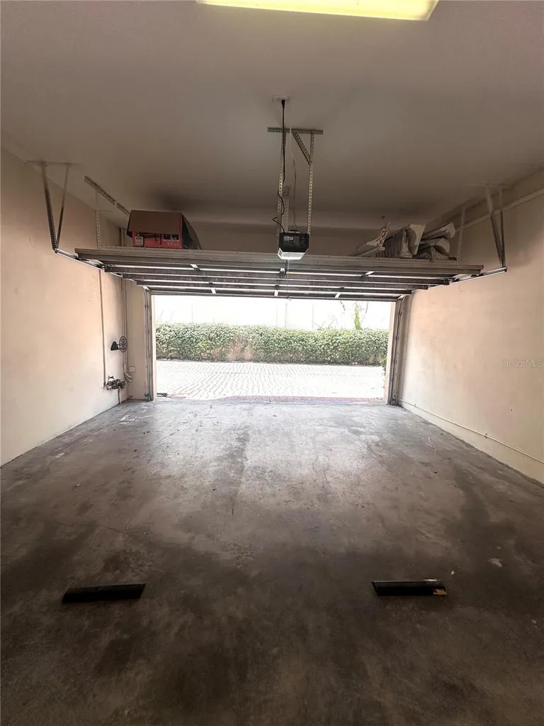 2303 Kensington Garden Lane Tampa FL 33609