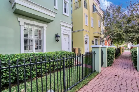 2303 Kensington Garden Lane Tampa FL 33609