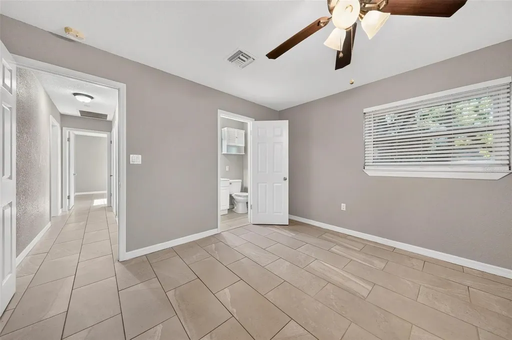 610 W Maud Street Tavares FL 32778