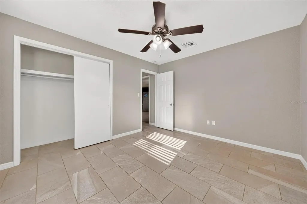 610 W Maud Street Tavares FL 32778
