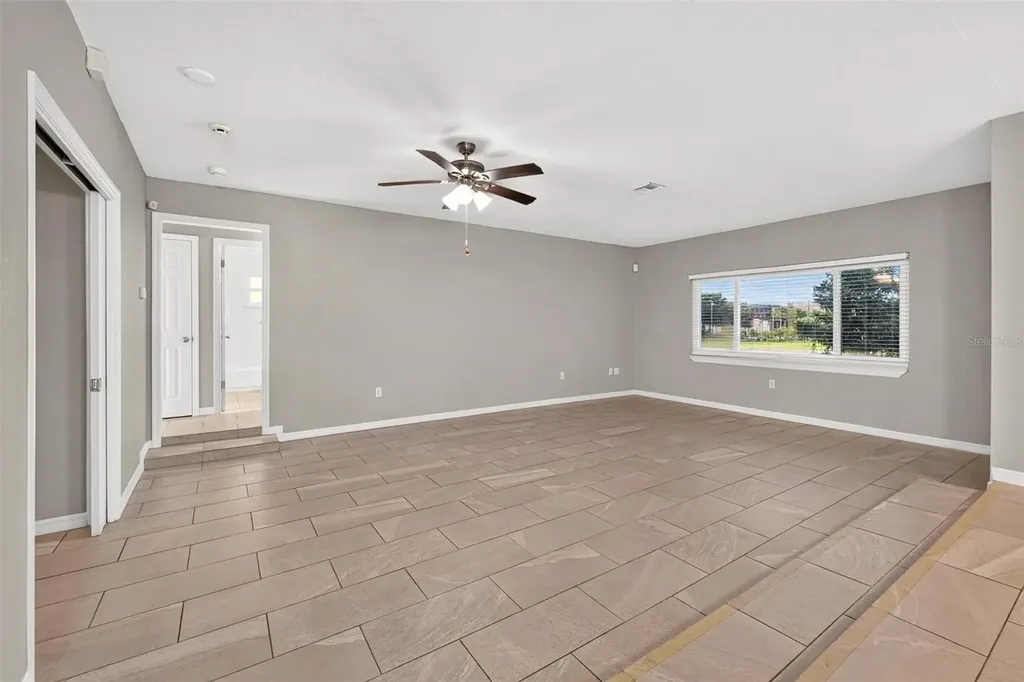 610 W Maud Street Tavares FL 32778