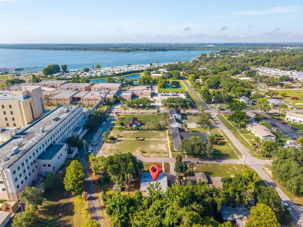 610 W Maud Street Tavares FL 32778
