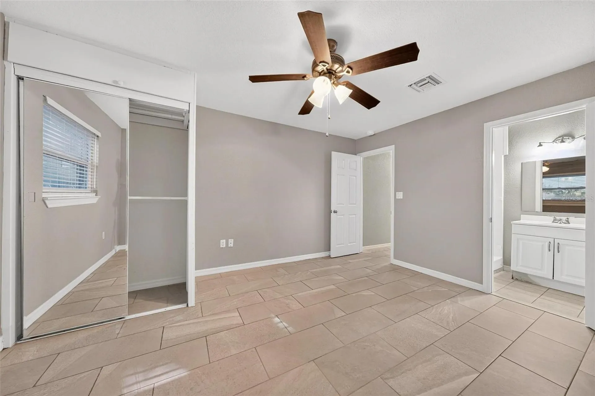610 W Maud Street Tavares FL 32778