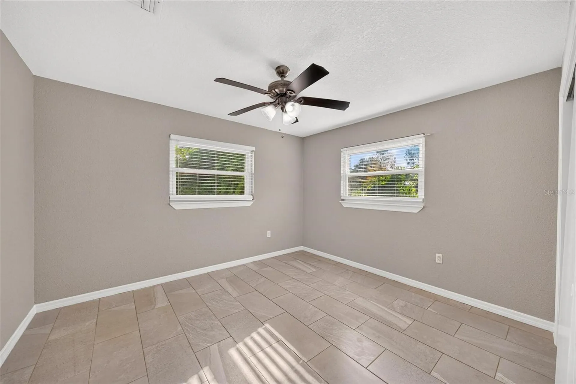 610 W Maud Street Tavares FL 32778
