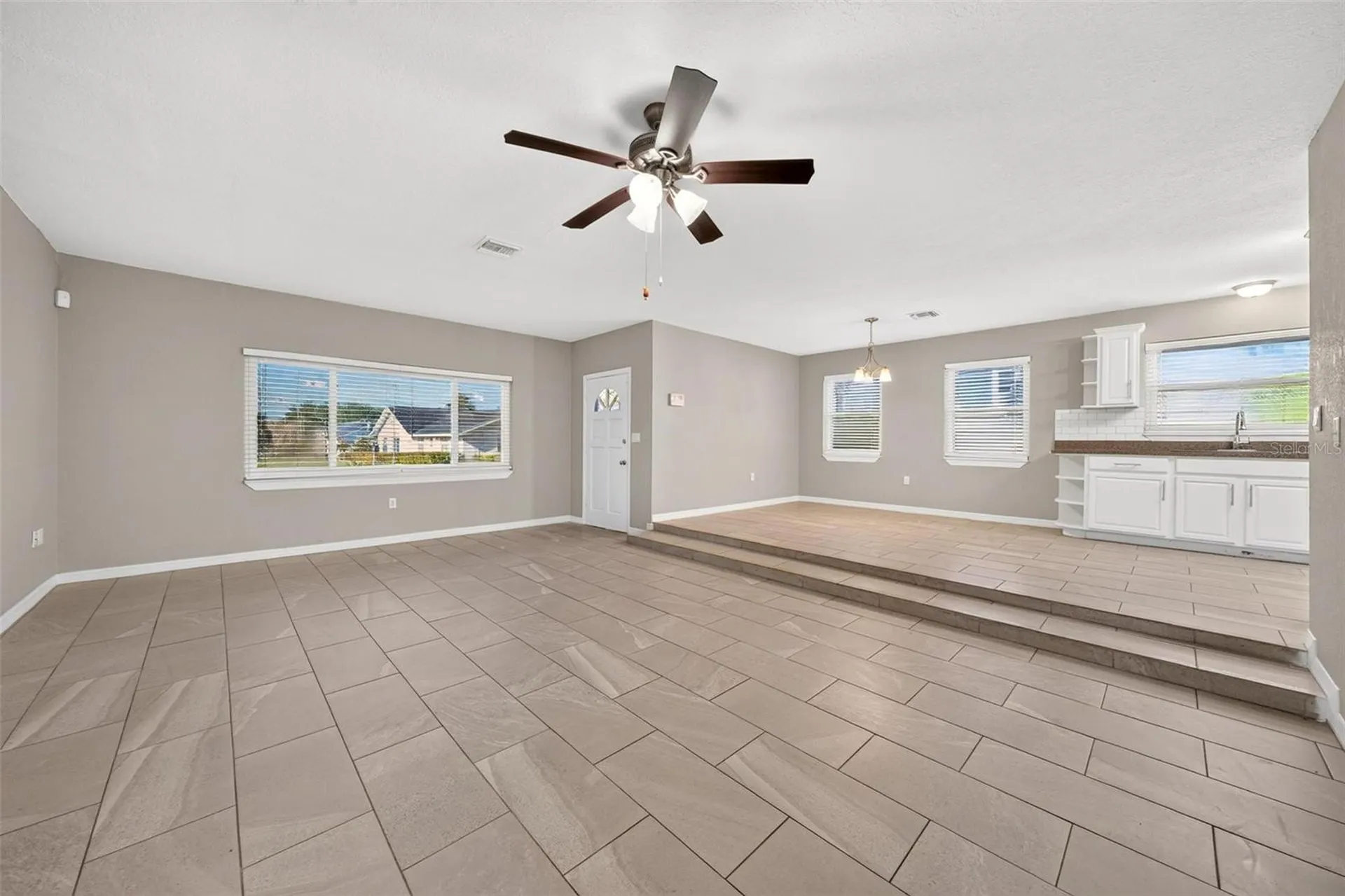 610 W Maud Street Tavares FL 32778