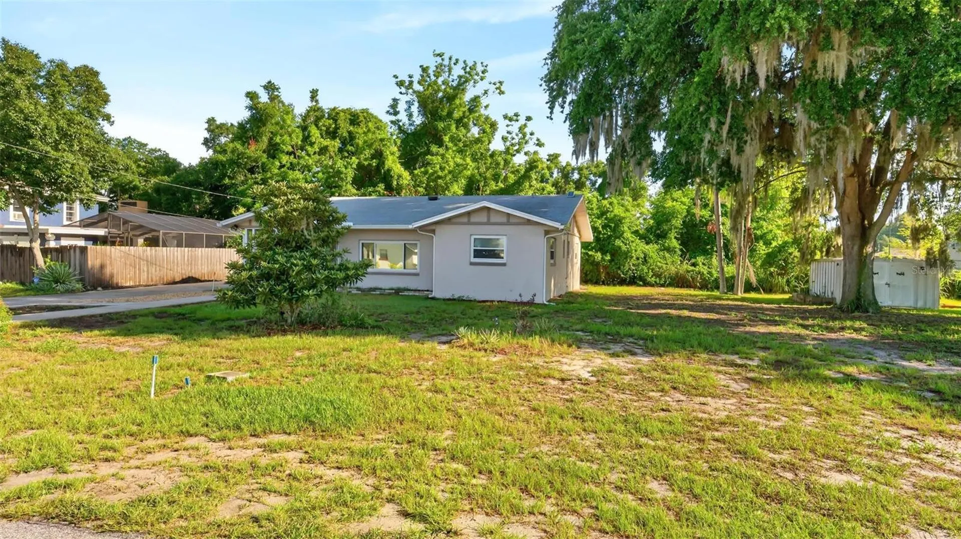 610 W Maud Street Tavares FL 32778