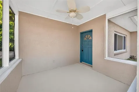 610 W Maud Street Tavares FL 32778