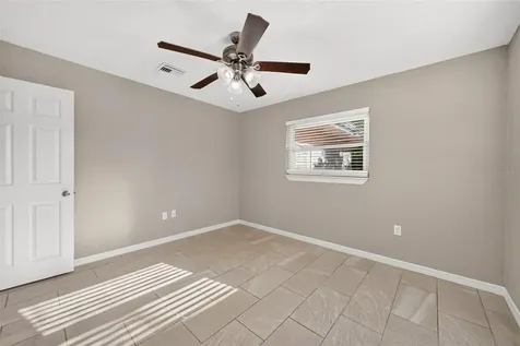 610 W Maud Street Tavares FL 32778