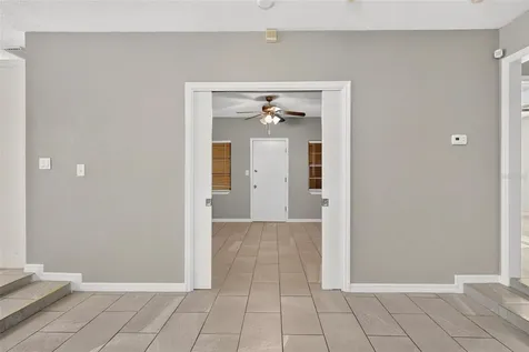 610 W Maud Street Tavares FL 32778