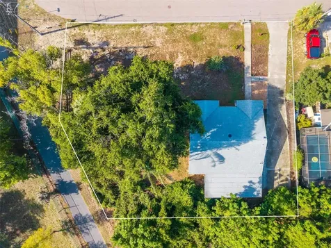 610 W Maud Street Tavares FL 32778