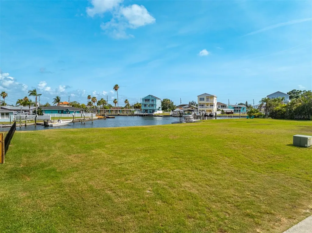 Lot 7 Louise Court Hudson FL 34667