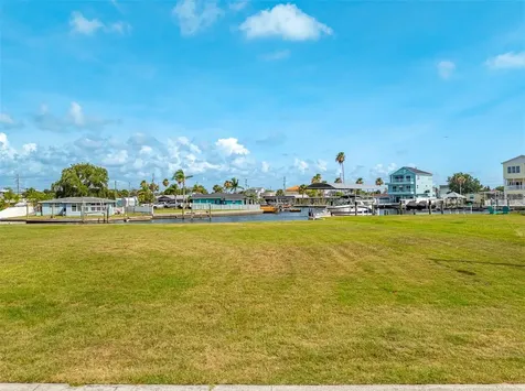 Lot 7 Louise Court Hudson FL 34667