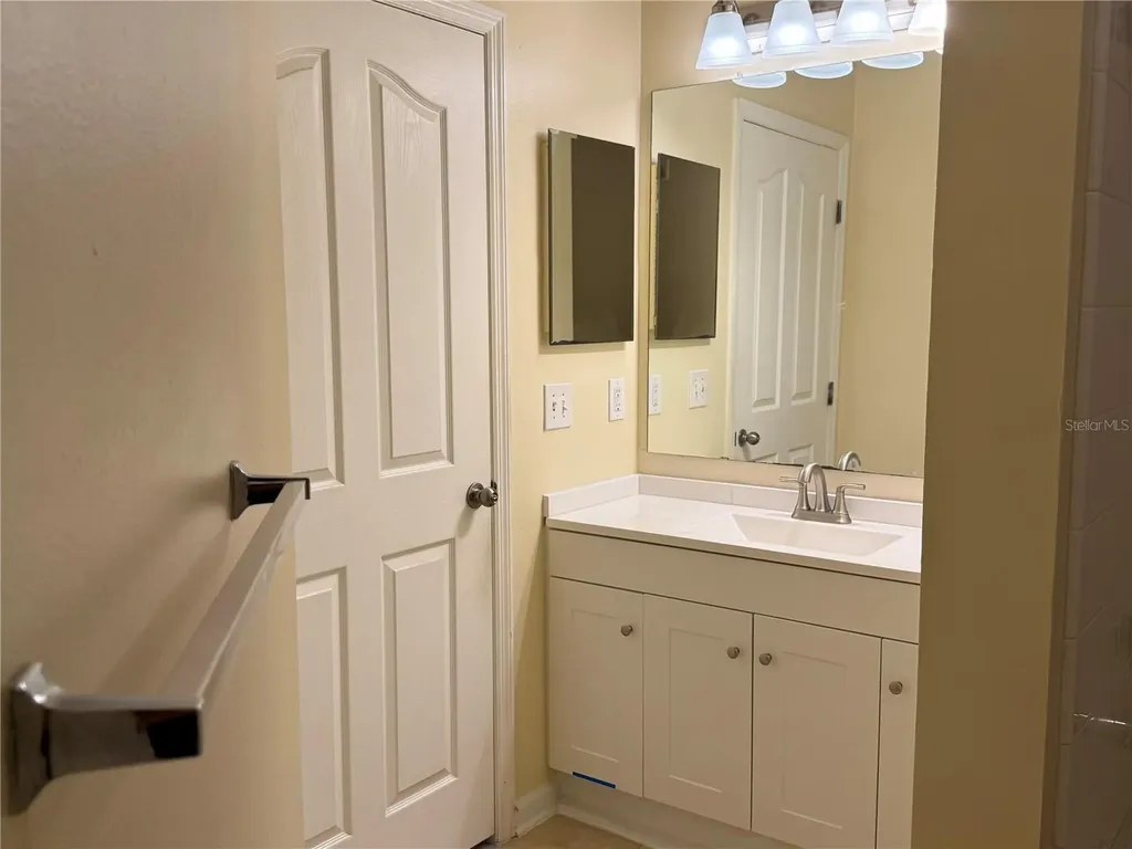 12861 Madison Pointe Circle Orlando FL 32821