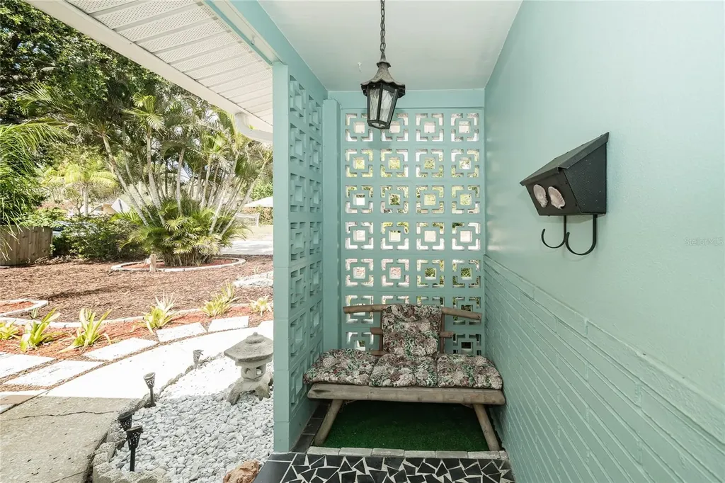 2063 Dunston Cove Road Clearwater FL 33755