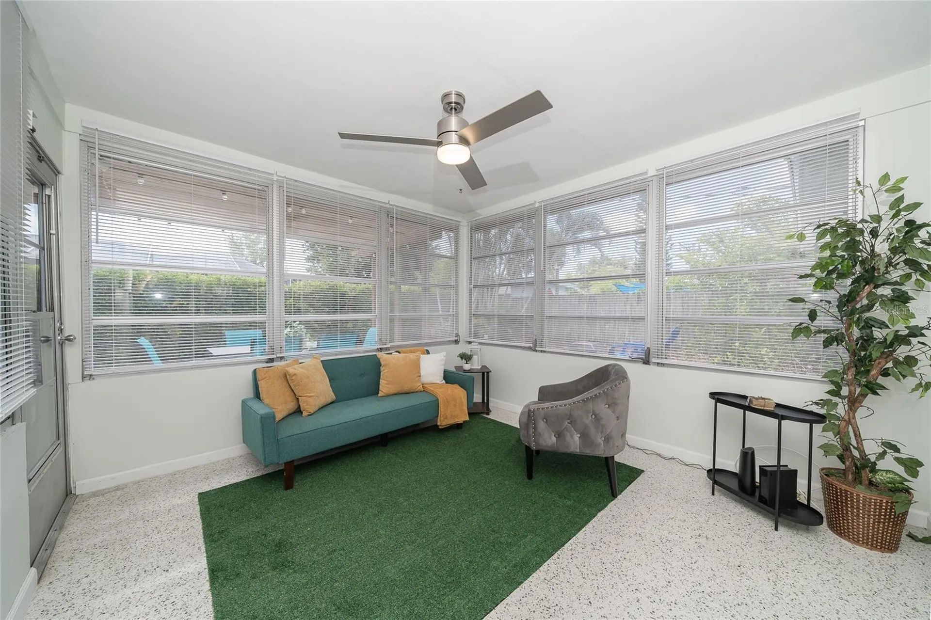 2063 Dunston Cove Road Clearwater FL 33755