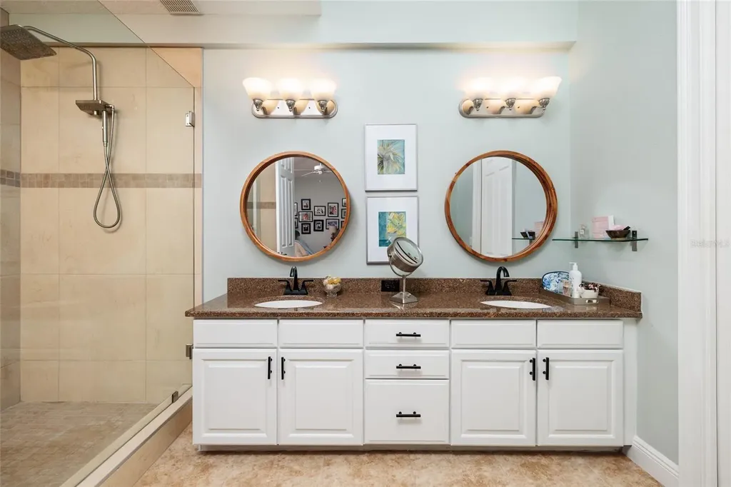 190 Banyan Bay Drive St Petersburg FL 33705