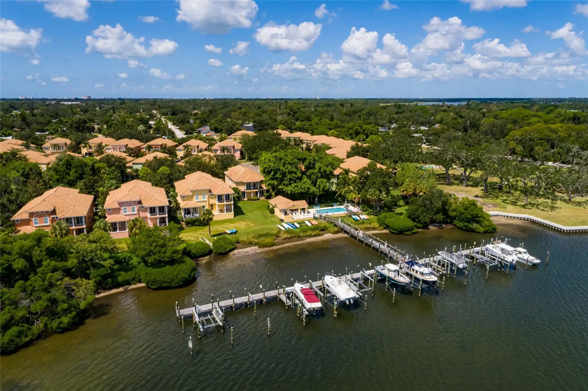 190 Banyan Bay Drive St Petersburg FL 33705