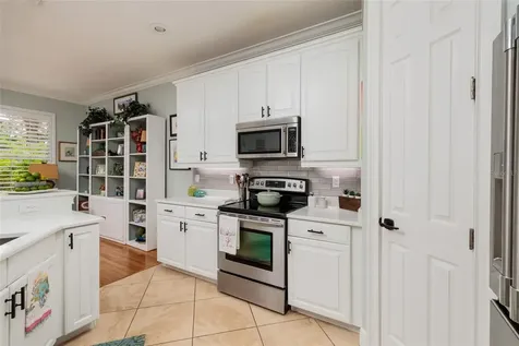 190 Banyan Bay Drive St Petersburg FL 33705