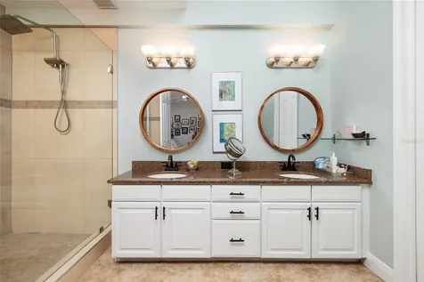 190 Banyan Bay Drive St Petersburg FL 33705