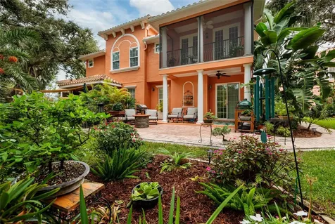 190 Banyan Bay Drive St Petersburg FL 33705