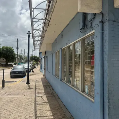 Ave. Comerio Esq. Betances Bayamon PR 00961