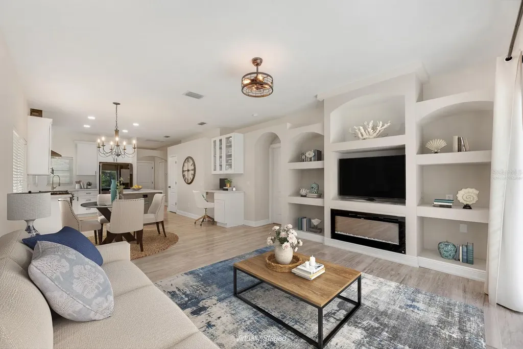 6116 Skylarkcrest Drive Lithia FL 33547