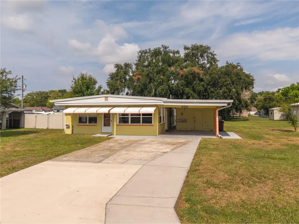 332 Illinois Avenue St Cloud FL 34769