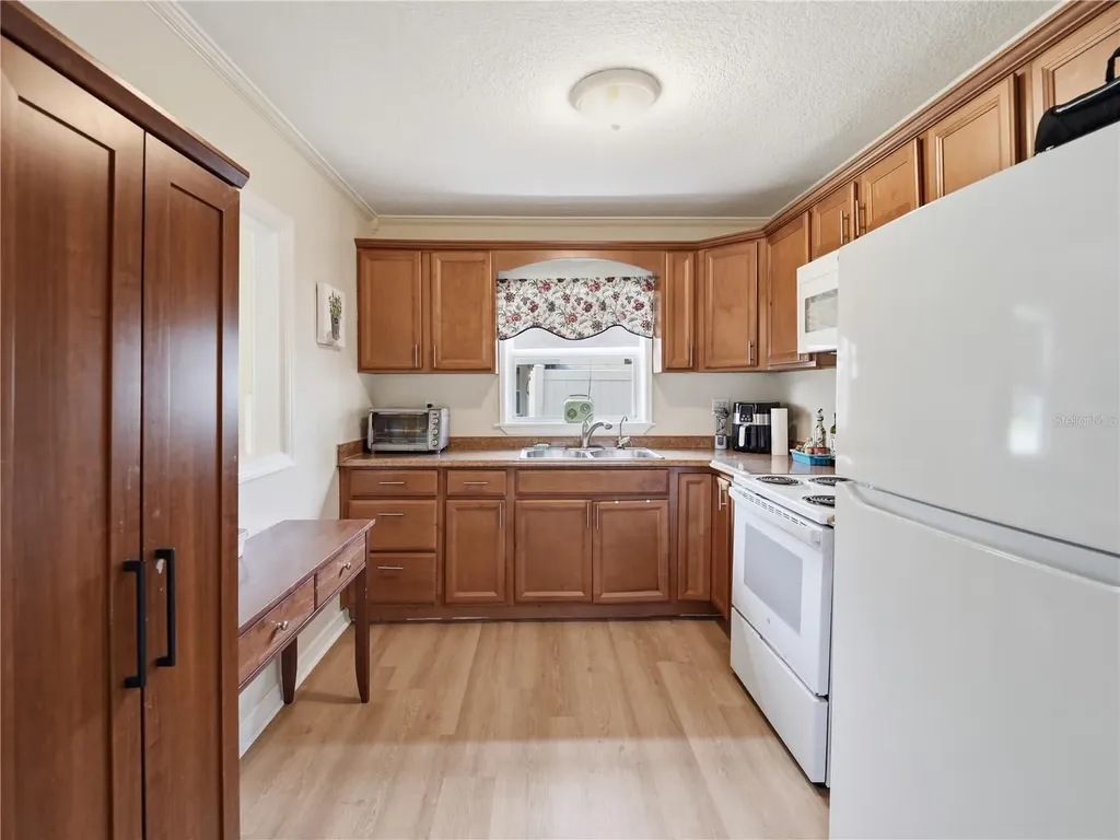 332 Illinois Avenue St Cloud FL 34769
