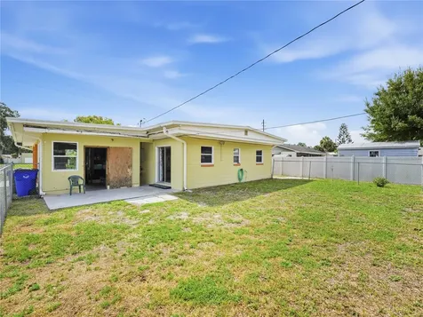 332 Illinois Avenue St Cloud FL 34769