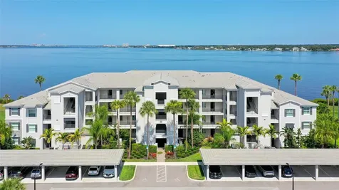 910 Tidewater Shores Loop Bradenton FL 34208