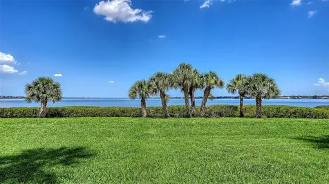 910 Tidewater Shores Loop Bradenton FL 34208