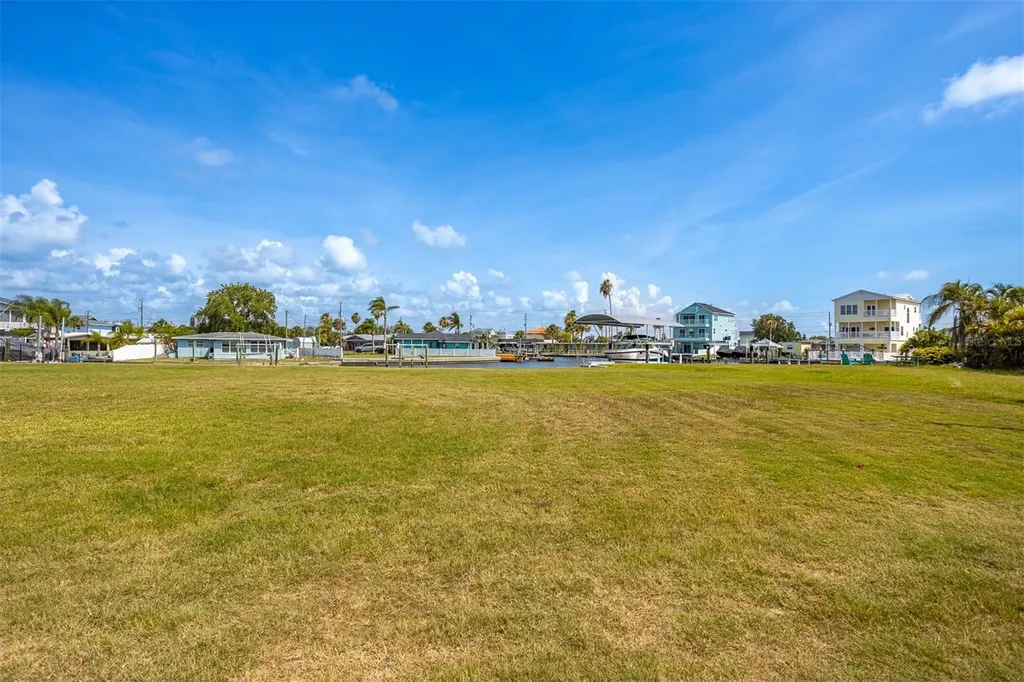 6520 Lot 6 Louise Court Hudson FL 34667