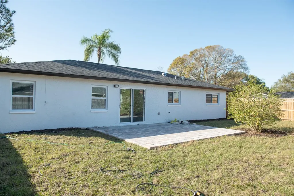 11889 93rd Avenue Seminole FL 33772