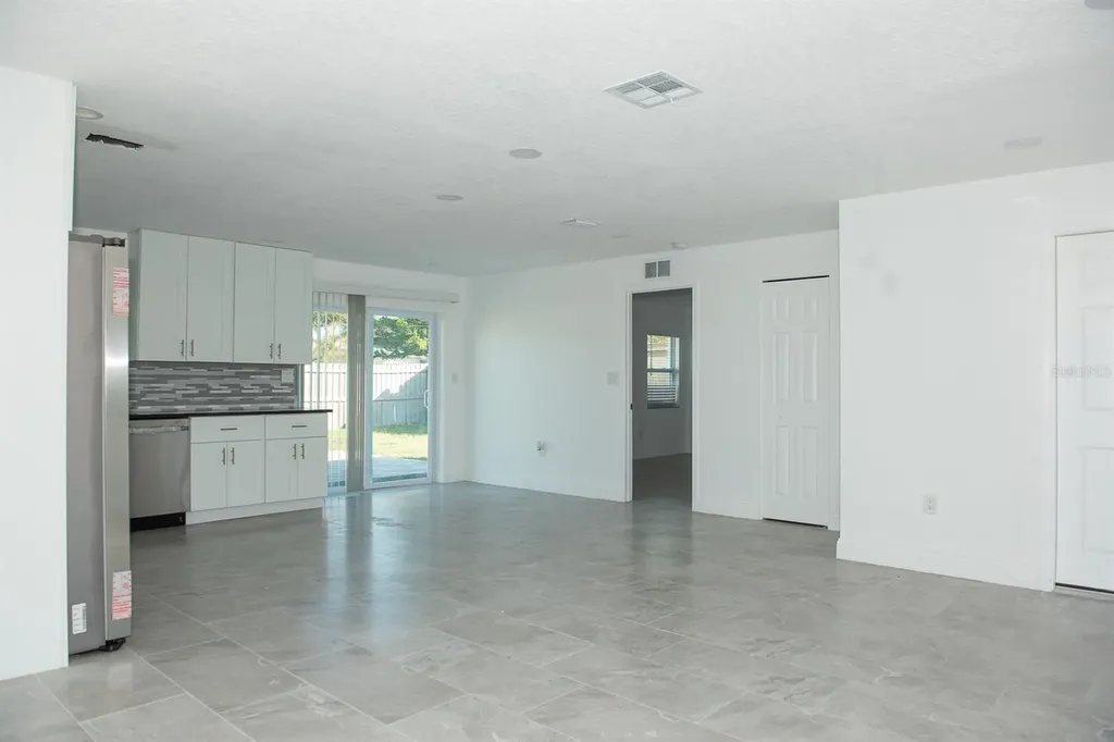 11889 93rd Avenue Seminole FL 33772