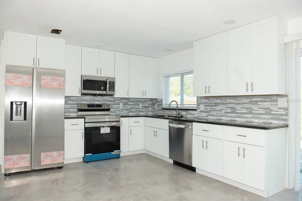 11889 93rd Avenue Seminole FL 33772