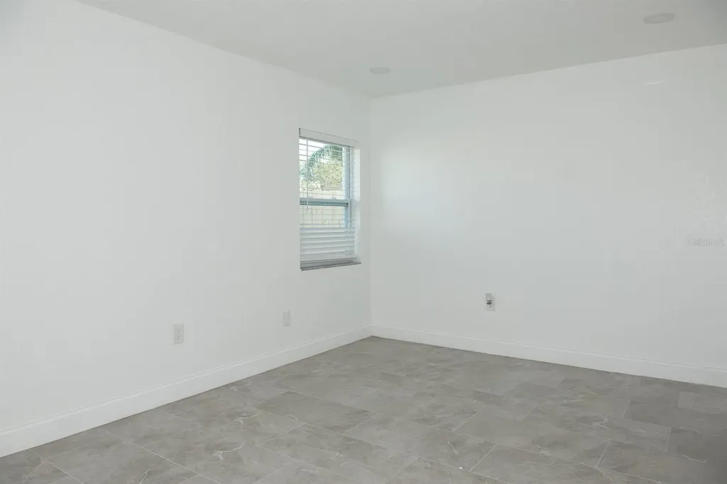 11889 93rd Avenue Seminole FL 33772