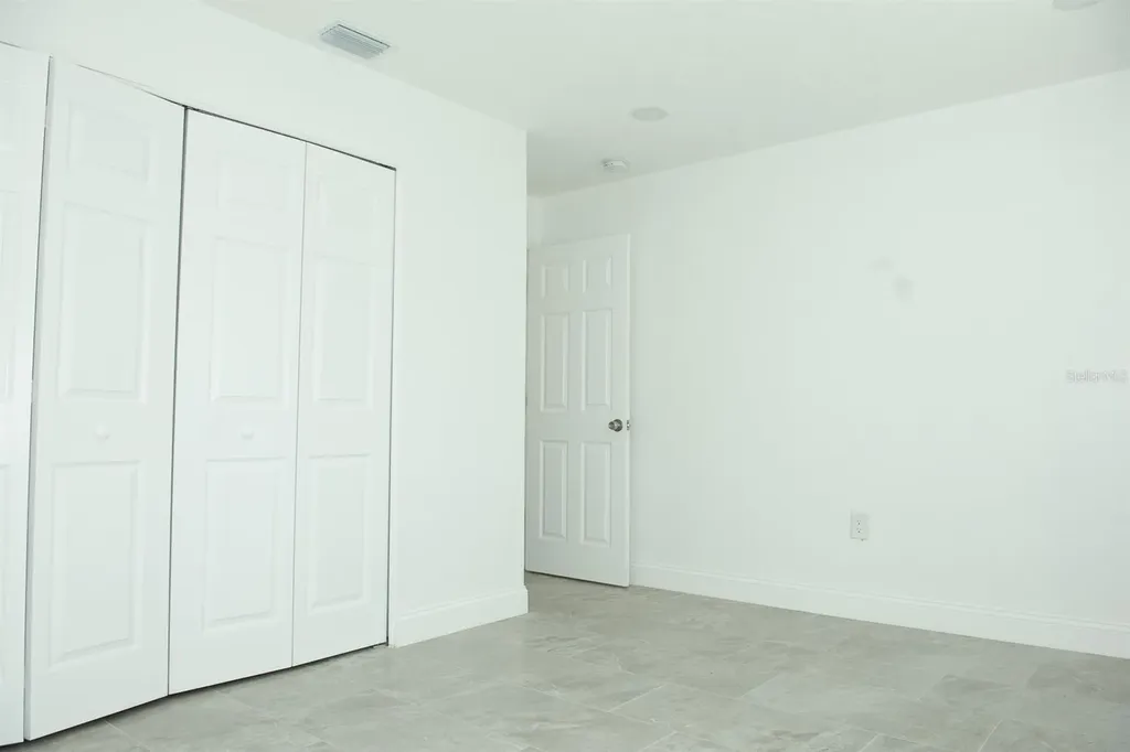 11889 93rd Avenue Seminole FL 33772