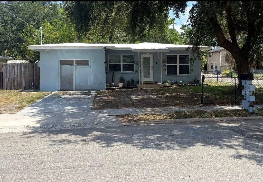 1929 3rd Avenue E Bradenton FL 34208