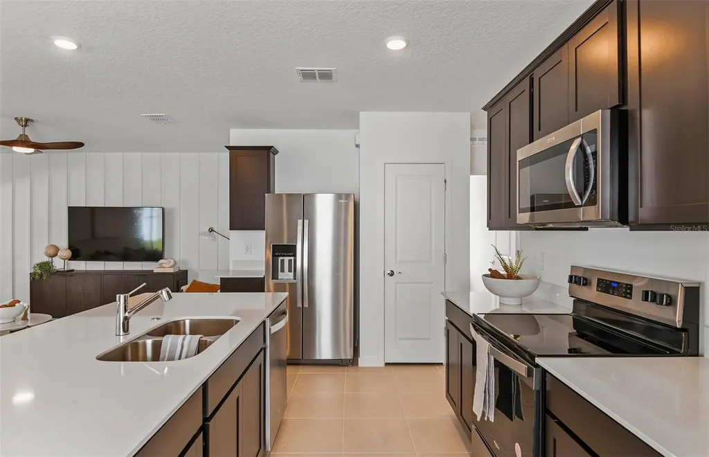 5518 Freesia Drive Lakeland FL 33811